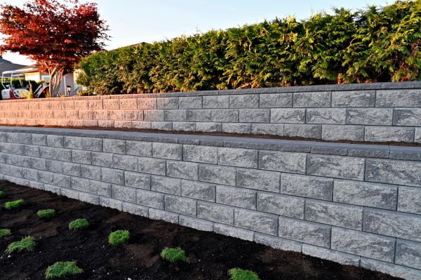 Cost of Concrete Retaining Wall Installation in Crestview
