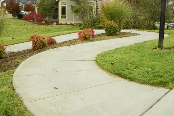 Cost of Concrete Sidewalk Replacement in Crestview