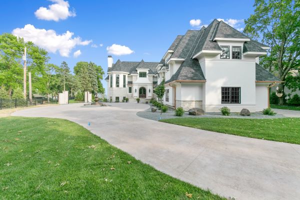 Cost of Concrete Driveway Installation in Crestview
