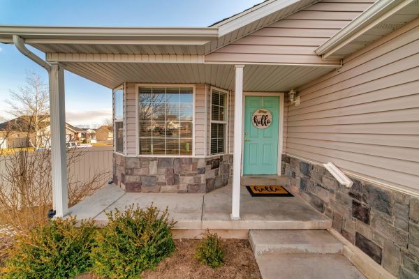 Cost of Porch Concrete Installation in Crestview
