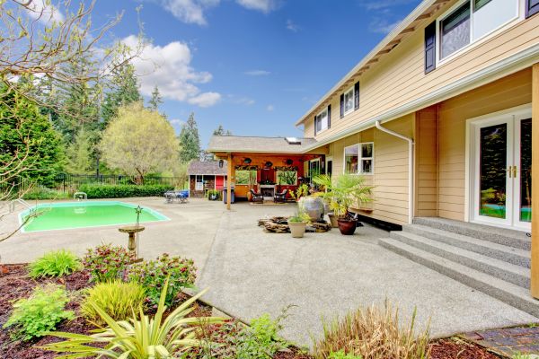 Cost of Pool Area Concreting in Crestview