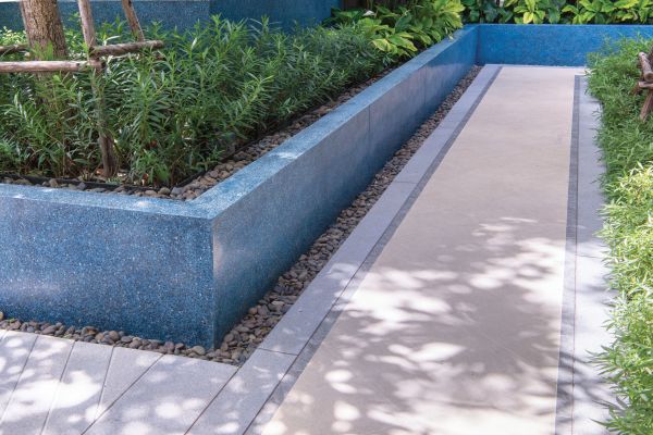 Cost of Outdoor Walkway Construction in Crestview